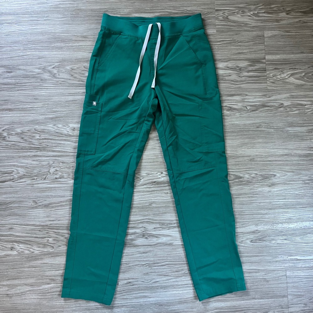 FIGS Technical Collection Green Cargo Scrub Pants Small T2001 Drawstring Waist